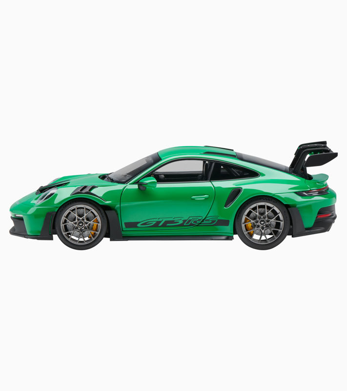 Porsche 911 GT3 RS (992) 1:18 resmi
