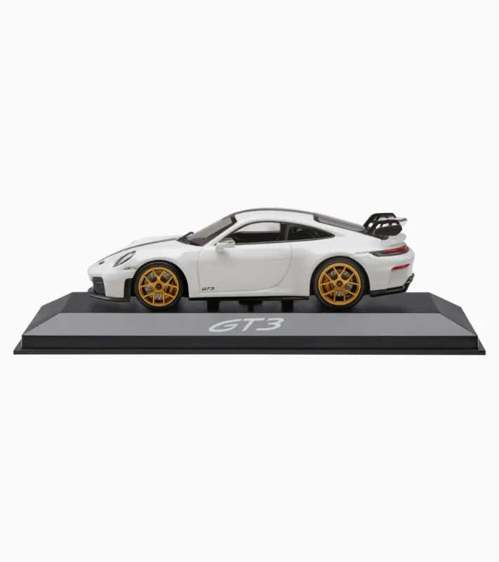 911 GT3 992.2 1:43 Multi-c-1