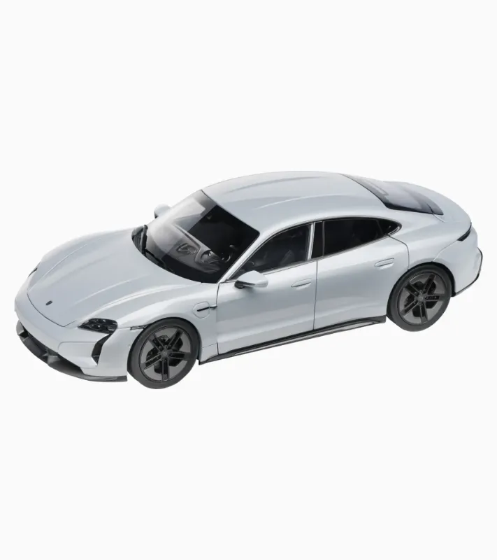 Taycan Turbo S J1.2 1:18 I-0